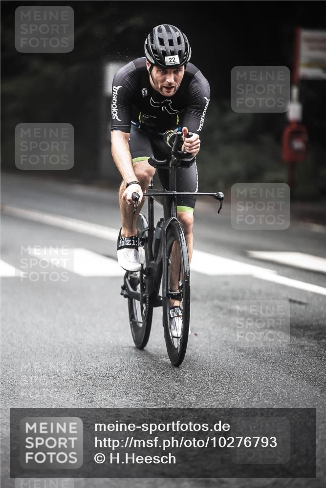 13.09.2026 - Stadtparktriathlon H.Heesch http://msf.ph/oto/10276793 13.09.2026 09:10:29 Radfahren 8, 22, 35, 159, 174 meine-sportfotos.de