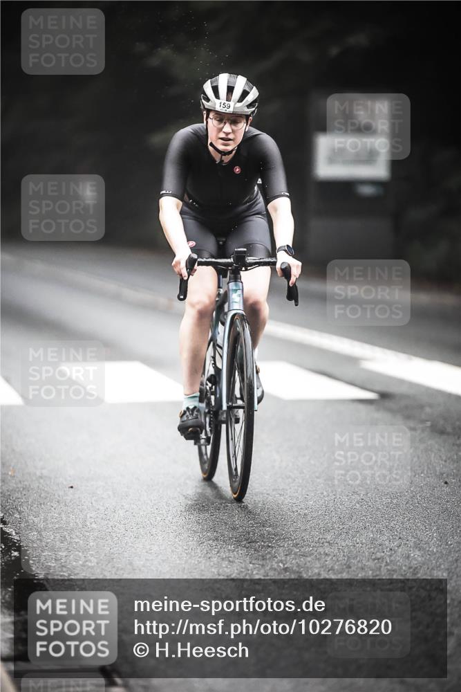 13.09.2026 - Stadtparktriathlon H.Heesch http://msf.ph/oto/10276820 13.09.2026 09:10:35 Radfahren 15, 35, 159 meine-sportfotos.de