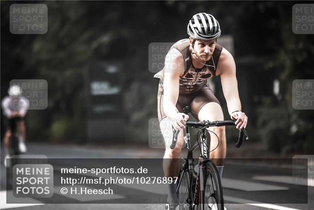 13.09.2026 - Stadtparktriathlon H.Heesch http://msf.ph/oto/10276897 13.09.2026 10:37:58 Radfahren 376, 378, 449, 451, 483, 484, 487, 504, 518, 527, 553, 571, 584 meine-sportfotos.de