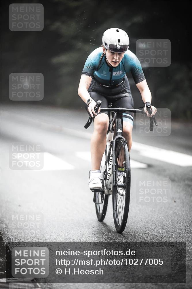 13.09.2026 - Stadtparktriathlon H.Heesch http://msf.ph/oto/10277005 13.09.2026 09:11:05 Radfahren 16, 58, 62, 85, 98, 107, 116, 187 meine-sportfotos.de