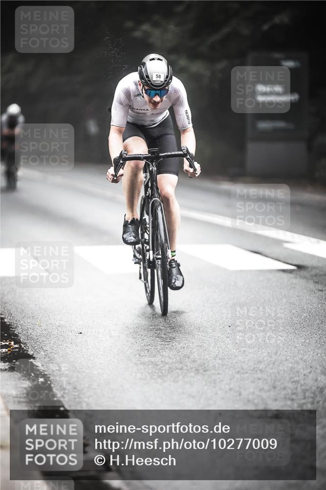 13.09.2026 - Stadtparktriathlon H.Heesch http://msf.ph/oto/10277009 13.09.2026 09:11:07 Radfahren 16, 58, 62, 98, 107, 116, 187 meine-sportfotos.de