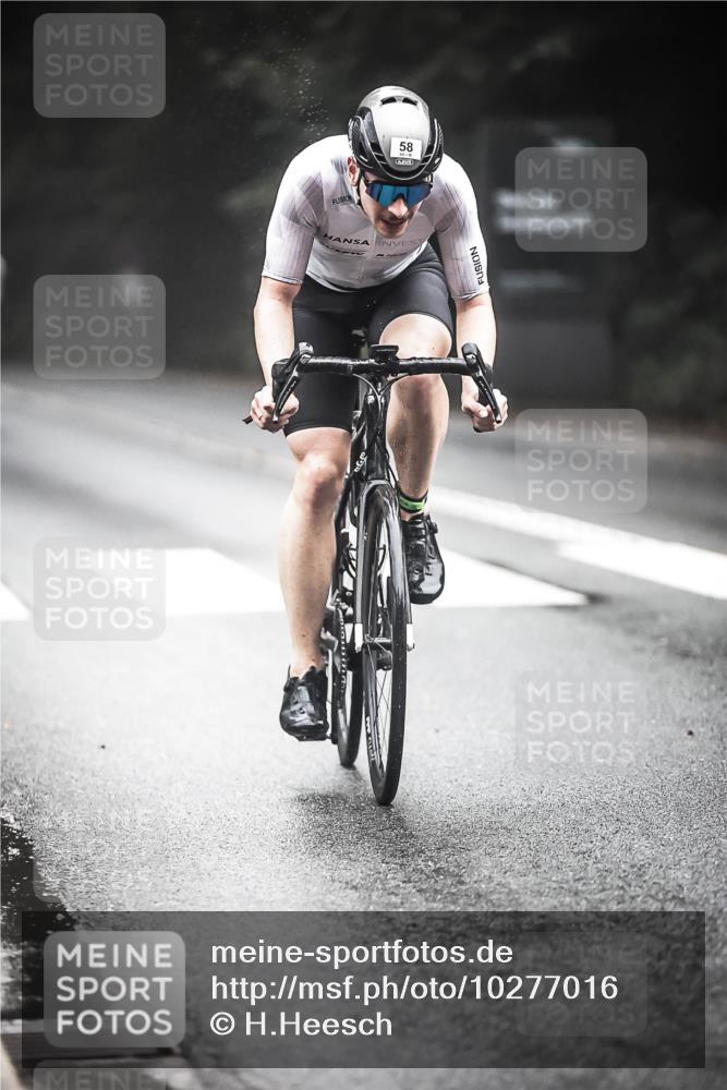 13.09.2026 - Stadtparktriathlon H.Heesch http://msf.ph/oto/10277016 13.09.2026 09:11:07 Radfahren 16, 58, 62, 98, 107, 116, 187 meine-sportfotos.de