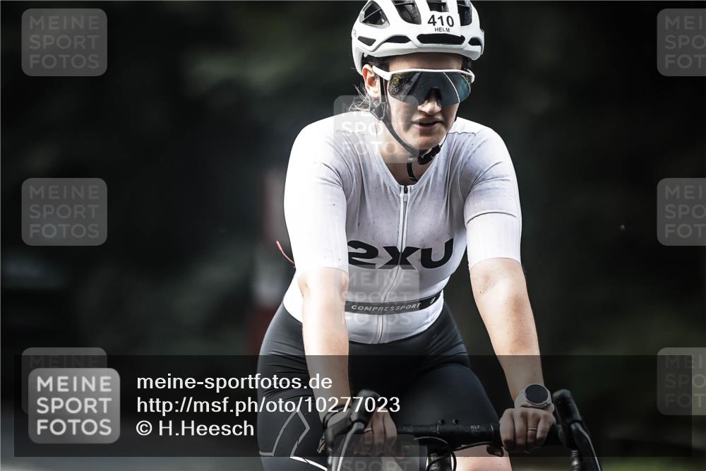 13.09.2026 - Stadtparktriathlon H.Heesch http://msf.ph/oto/10277023 13.09.2026 10:38:22 Radfahren 353, 358, 392, 410, 464, 490 meine-sportfotos.de