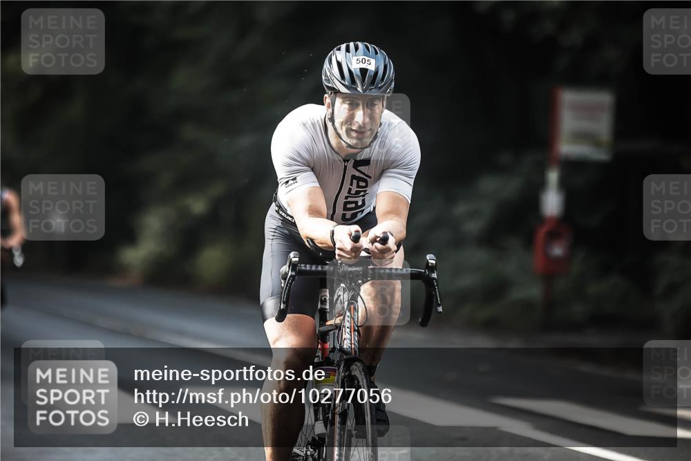13.09.2026 - Stadtparktriathlon H.Heesch http://msf.ph/oto/10277056 13.09.2026 10:38:37 Radfahren 415, 505, 564, 566 meine-sportfotos.de