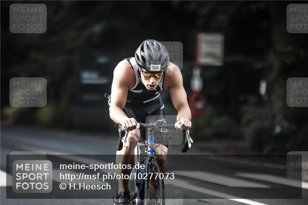 13.09.2026 - Stadtparktriathlon H.Heesch http://msf.ph/oto/10277073 13.09.2026 10:38:39 Radfahren 505, 564, 566 meine-sportfotos.de