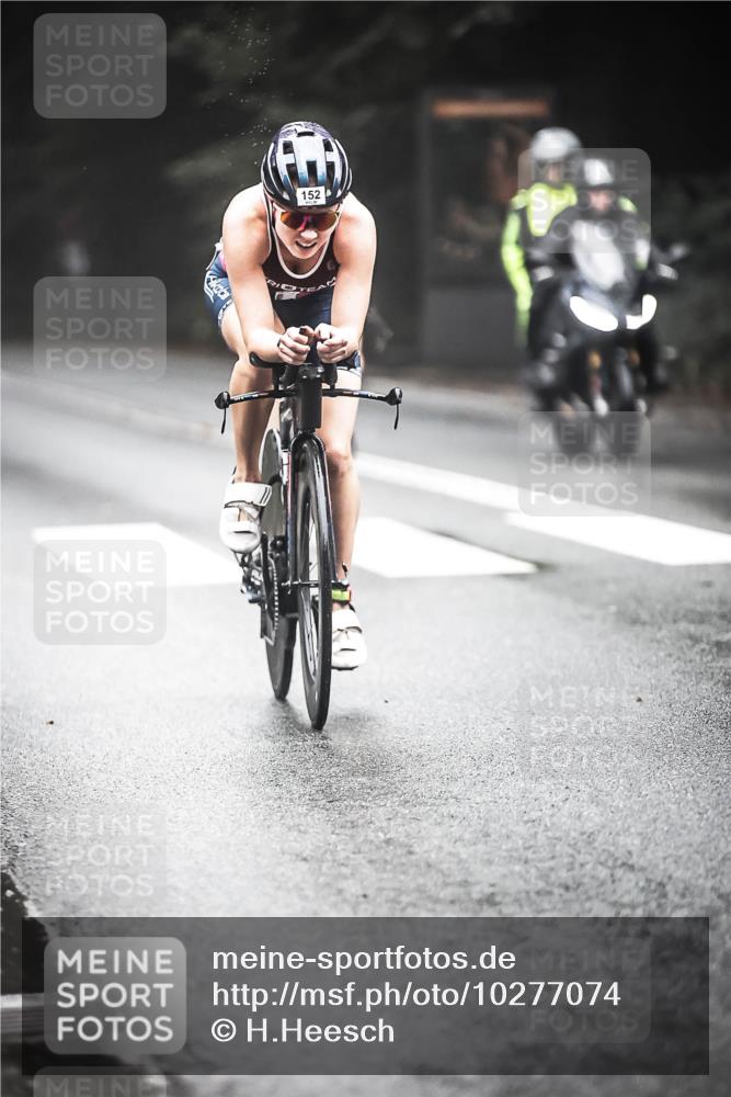 13.09.2026 - Stadtparktriathlon H.Heesch http://msf.ph/oto/10277074 13.09.2026 09:11:14 Radfahren 12, 16, 72, 116, 140, 145, 152, 181 meine-sportfotos.de