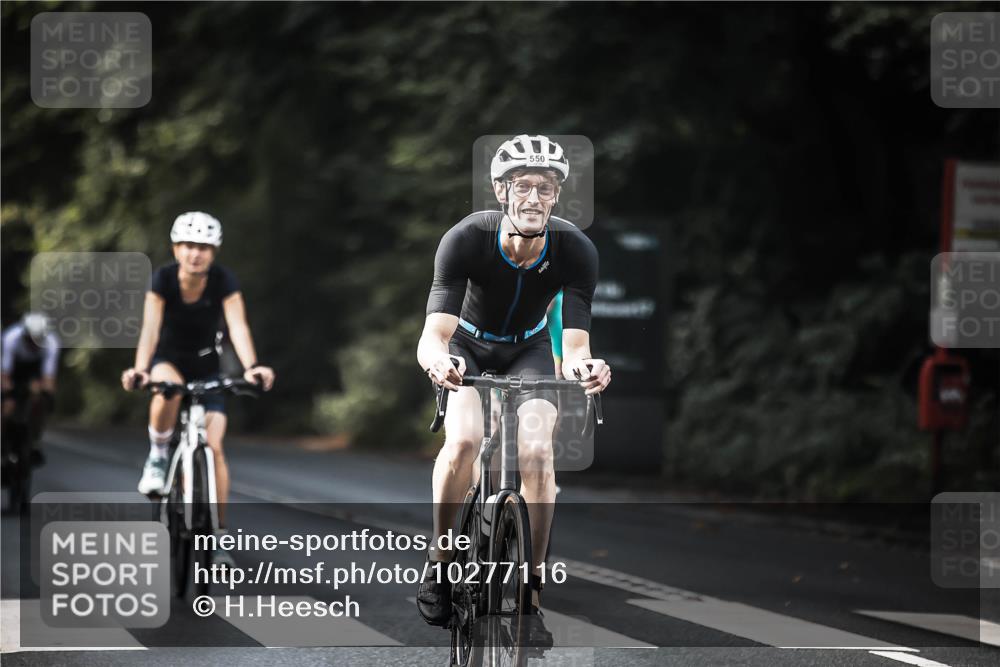 13.09.2026 - Stadtparktriathlon H.Heesch http://msf.ph/oto/10277116 13.09.2026 10:38:50 Radfahren 462, 486, 523, 543, 550 meine-sportfotos.de
