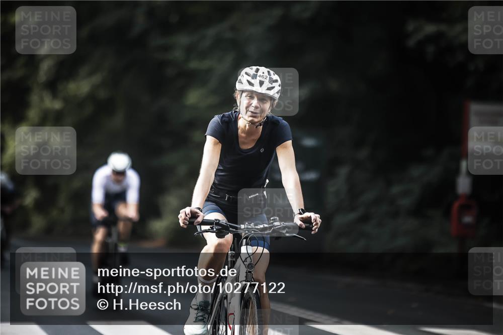 13.09.2026 - Stadtparktriathlon H.Heesch http://msf.ph/oto/10277122 13.09.2026 10:38:51 Radfahren 462, 486, 523, 543, 550 meine-sportfotos.de