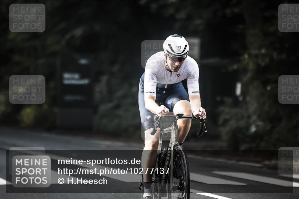 13.09.2026 - Stadtparktriathlon H.Heesch http://msf.ph/oto/10277137 13.09.2026 10:38:53 Radfahren 390, 400, 462, 486, 523, 543, 550 meine-sportfotos.de