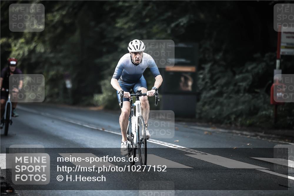 13.09.2026 - Stadtparktriathlon H.Heesch http://msf.ph/oto/10277152 13.09.2026 10:38:55 Radfahren 390, 400, 462, 486, 509, 523, 543, 550, 573 meine-sportfotos.de
