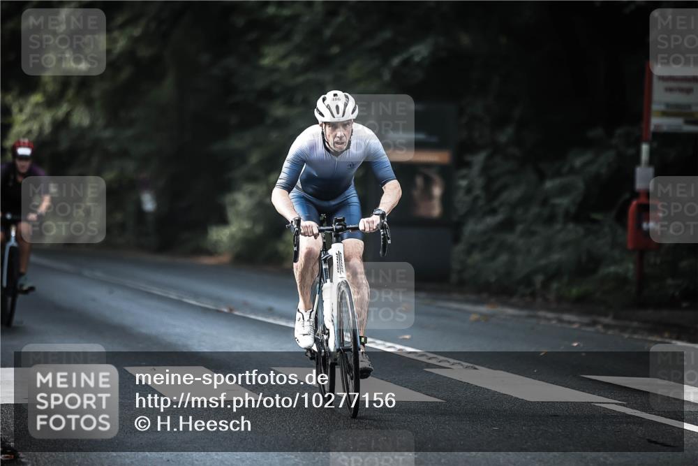 13.09.2026 - Stadtparktriathlon H.Heesch http://msf.ph/oto/10277156 13.09.2026 10:38:55 Radfahren 390, 400, 462, 486, 509, 523, 543, 550, 573 meine-sportfotos.de