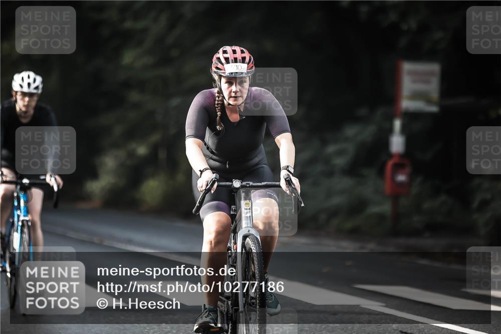 13.09.2026 - Stadtparktriathlon H.Heesch http://msf.ph/oto/10277186 13.09.2026 10:38:58 Radfahren 390, 400, 486, 509, 523, 534, 573 meine-sportfotos.de