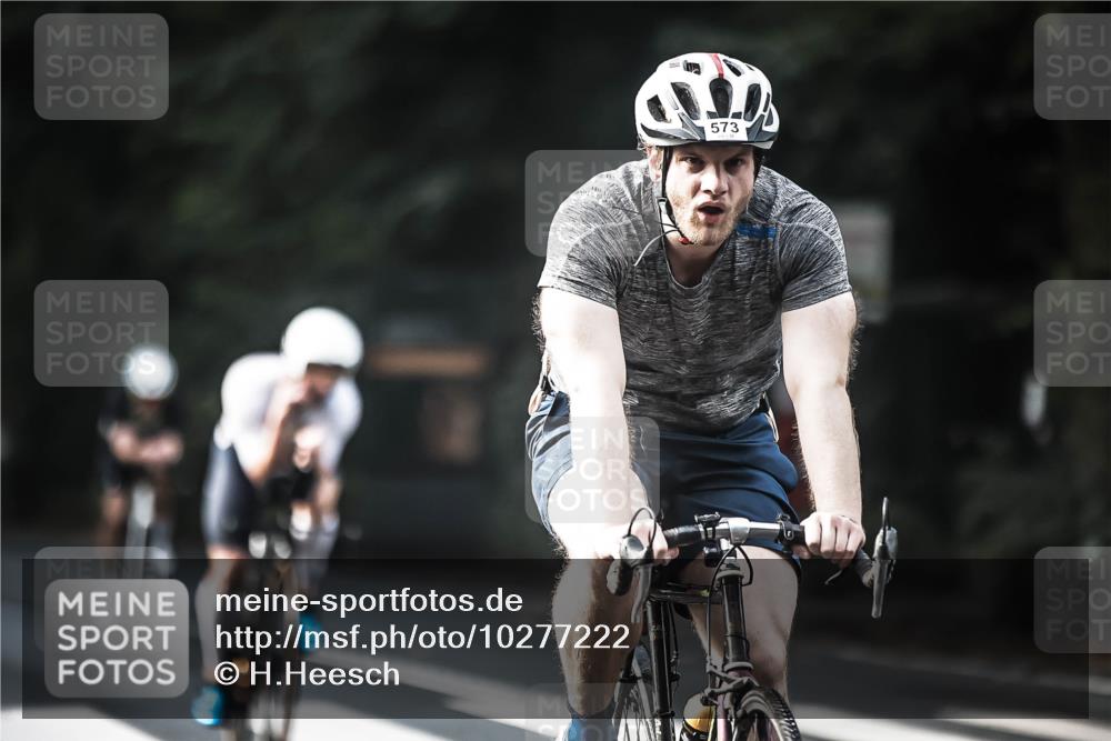13.09.2026 - Stadtparktriathlon H.Heesch http://msf.ph/oto/10277222 13.09.2026 10:39:01 Radfahren 390, 400, 473, 486, 509, 534, 573 meine-sportfotos.de