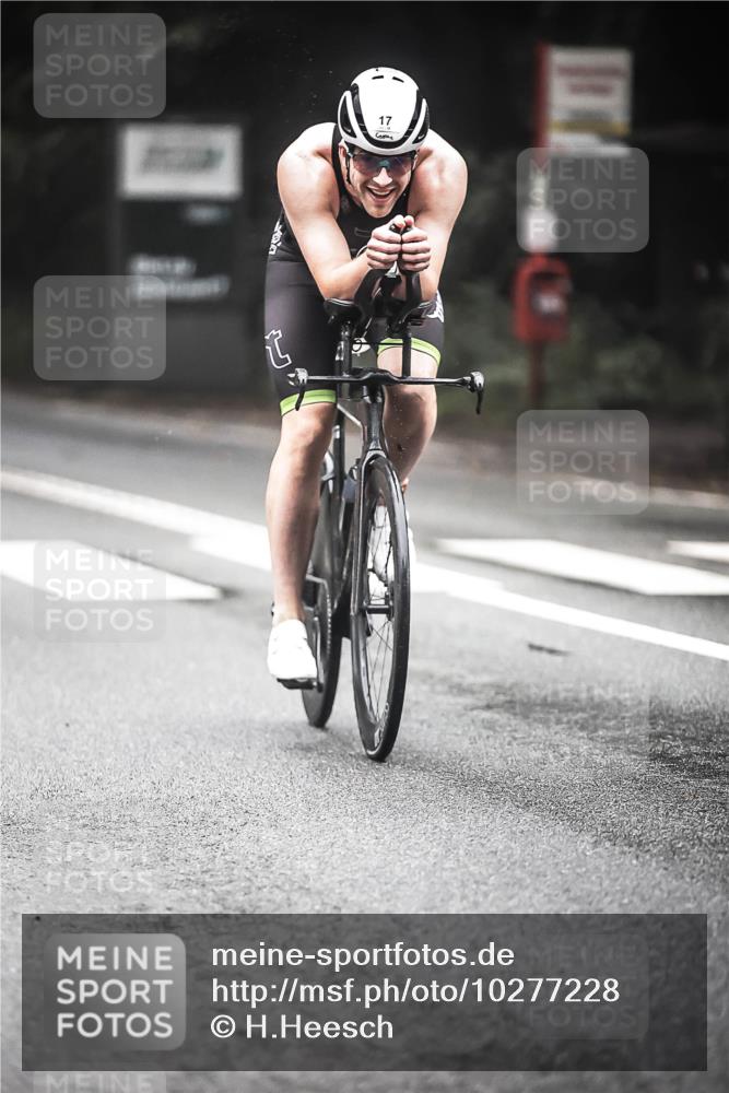 13.09.2026 - Stadtparktriathlon H.Heesch http://msf.ph/oto/10277228 13.09.2026 09:11:32 Radfahren 11, 17, 45, 46, 119, 155 meine-sportfotos.de