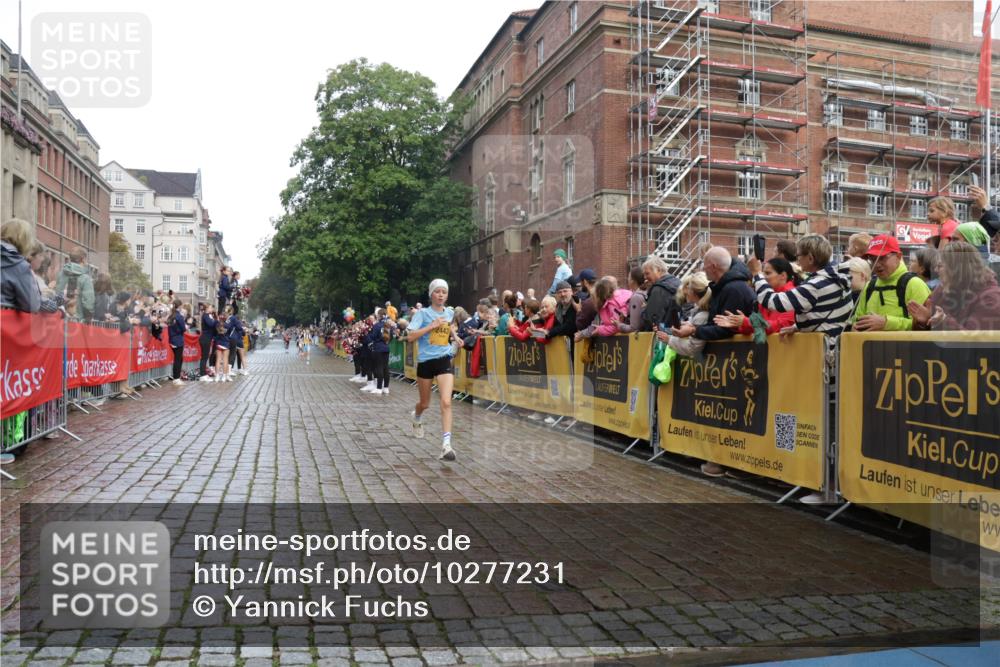13.09.2026 - Kiel Lauf Yannick Fuchs http://msf.ph/oto/10277231 13.09.2026 08:50:19 Ziel 3167, 3487, 8786, 11542, 1710, 2909, 5168, 5258, 10319, 2443, 7511, 10359, 135, 6891 meine-sportfotos.de