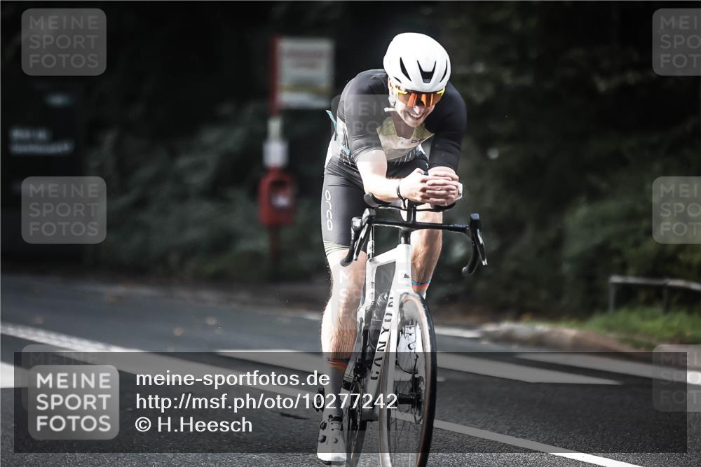 13.09.2026 - Stadtparktriathlon H.Heesch http://msf.ph/oto/10277242 13.09.2026 10:39:03 Radfahren 390, 400, 473, 509, 534, 573 meine-sportfotos.de