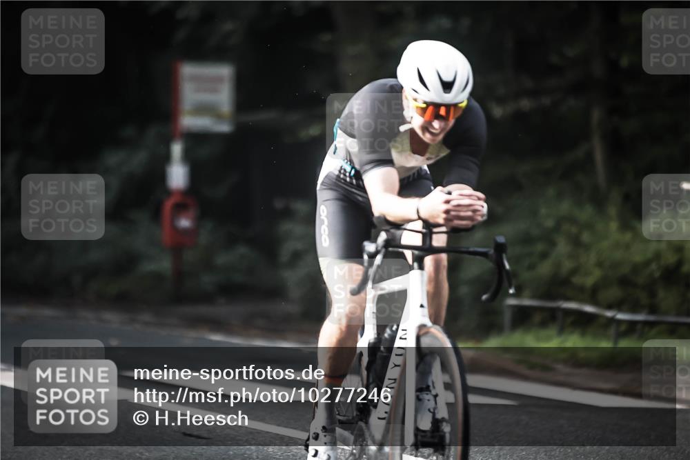 13.09.2026 - Stadtparktriathlon H.Heesch http://msf.ph/oto/10277246 13.09.2026 10:39:03 Radfahren 390, 400, 473, 509, 534, 573 meine-sportfotos.de