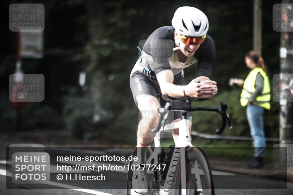 13.09.2026 - Stadtparktriathlon H.Heesch http://msf.ph/oto/10277247 13.09.2026 10:39:03 Radfahren 390, 400, 473, 509, 534, 573 meine-sportfotos.de