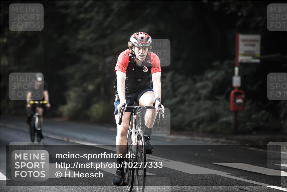 13.09.2026 - Stadtparktriathlon H.Heesch http://msf.ph/oto/10277333 13.09.2026 10:39:16 Radfahren 344, 428, 450, 520, 561, 572 meine-sportfotos.de