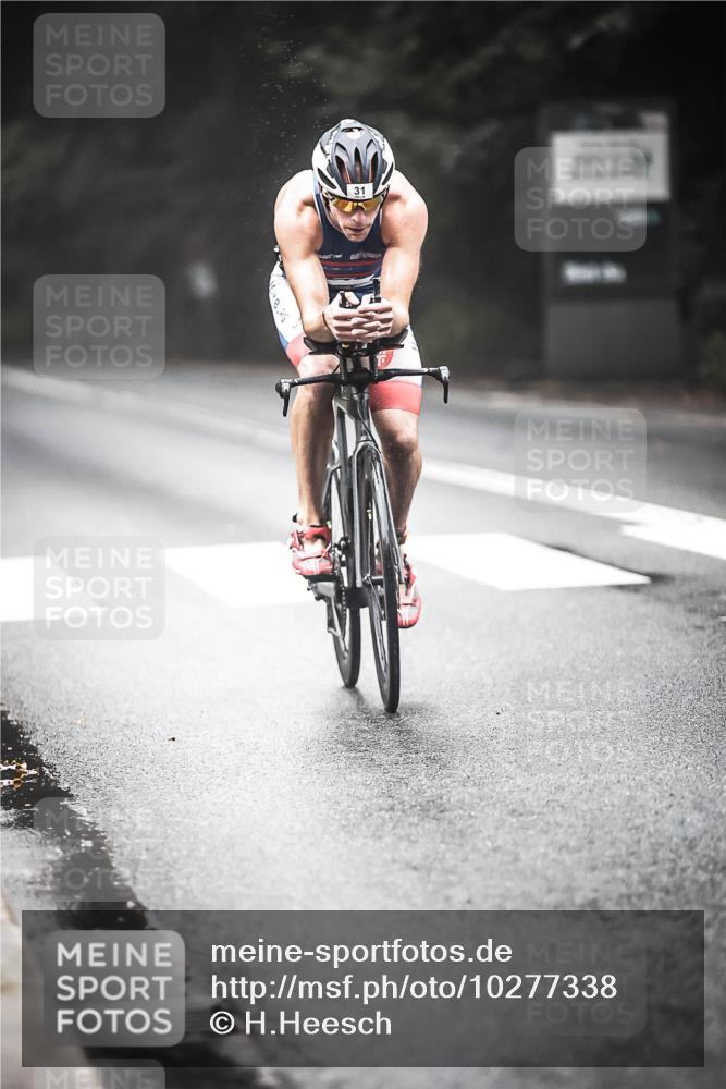 13.09.2026 - Stadtparktriathlon H.Heesch http://msf.ph/oto/10277338 13.09.2026 09:11:52 Radfahren 31, 59, 67, 86, 148 meine-sportfotos.de