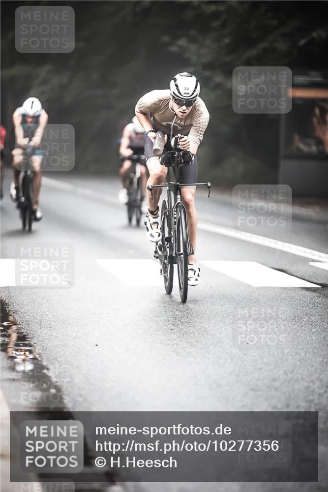 13.09.2026 - Stadtparktriathlon H.Heesch http://msf.ph/oto/10277356 13.09.2026 09:12:07 Radfahren 7, 38, 40, 50, 131 meine-sportfotos.de