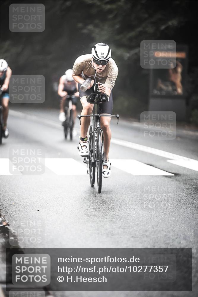 13.09.2026 - Stadtparktriathlon H.Heesch http://msf.ph/oto/10277357 13.09.2026 09:12:07 Radfahren 7, 38, 40, 50, 131 meine-sportfotos.de