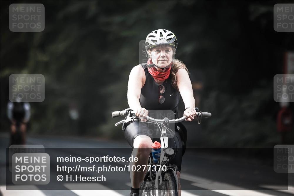 13.09.2026 - Stadtparktriathlon H.Heesch http://msf.ph/oto/10277370 13.09.2026 10:39:23 Radfahren 344, 386, 413, 423, 428, 522, 561 meine-sportfotos.de