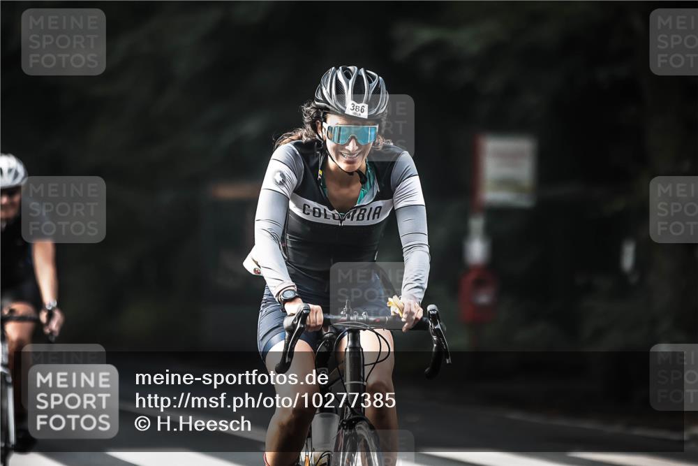 13.09.2026 - Stadtparktriathlon H.Heesch http://msf.ph/oto/10277385 13.09.2026 10:39:27 Radfahren 386, 413, 423, 428, 468, 470, 506, 522 meine-sportfotos.de