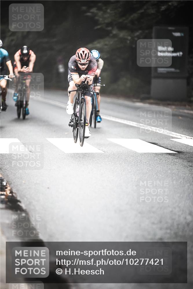 13.09.2026 - Stadtparktriathlon H.Heesch http://msf.ph/oto/10277421 13.09.2026 09:12:18 Radfahren 2, 52, 61, 69, 87, 144, 186 meine-sportfotos.de