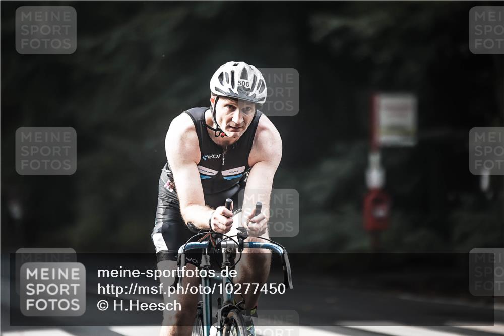 13.09.2026 - Stadtparktriathlon H.Heesch http://msf.ph/oto/10277450 13.09.2026 10:39:34 Radfahren 413, 468, 470, 493, 498, 506, 522 meine-sportfotos.de