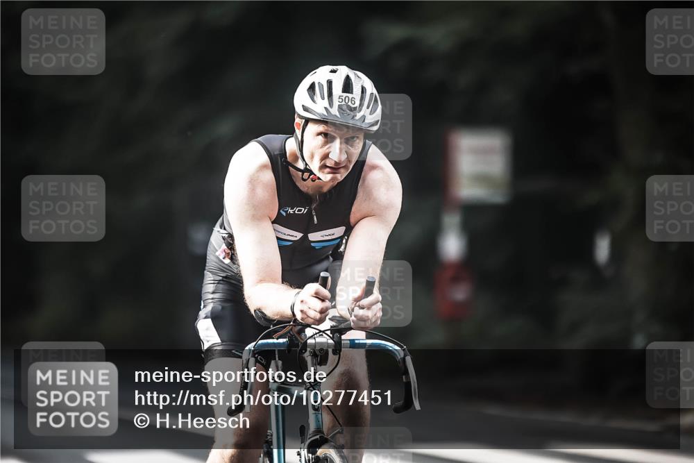 13.09.2026 - Stadtparktriathlon H.Heesch http://msf.ph/oto/10277451 13.09.2026 10:39:34 Radfahren 413, 468, 470, 493, 498, 506, 522 meine-sportfotos.de