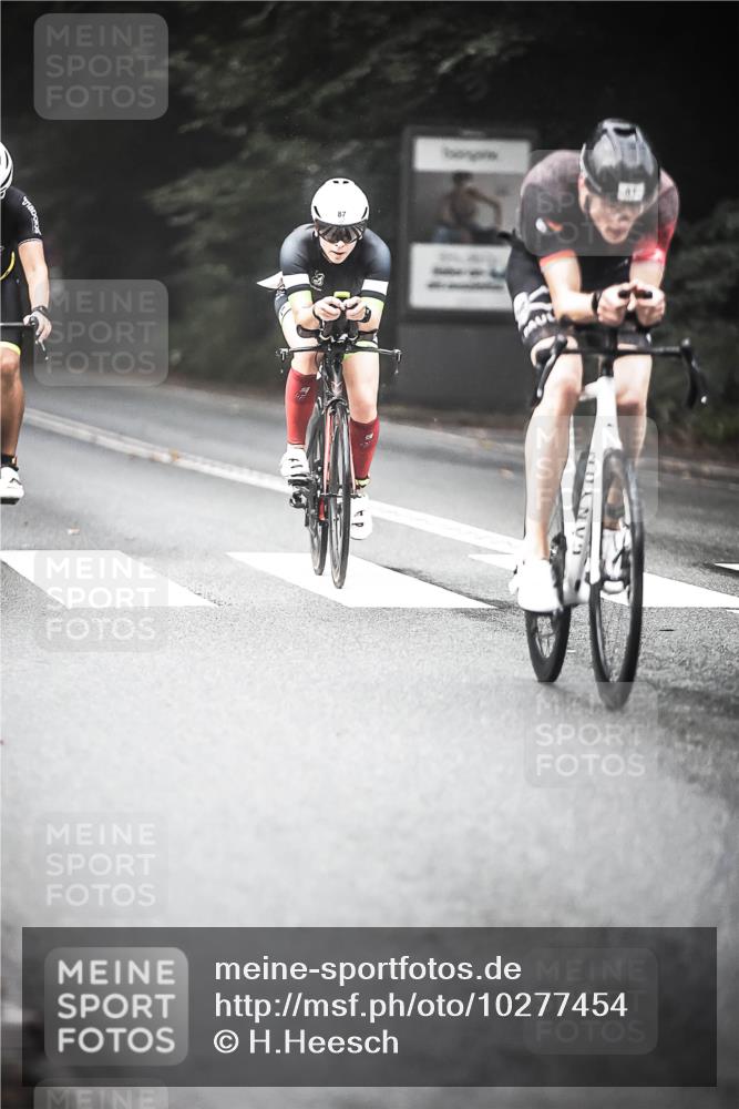 13.09.2026 - Stadtparktriathlon H.Heesch http://msf.ph/oto/10277454 13.09.2026 09:12:24 Radfahren 2, 21, 52, 61, 69, 87, 144, 186 meine-sportfotos.de