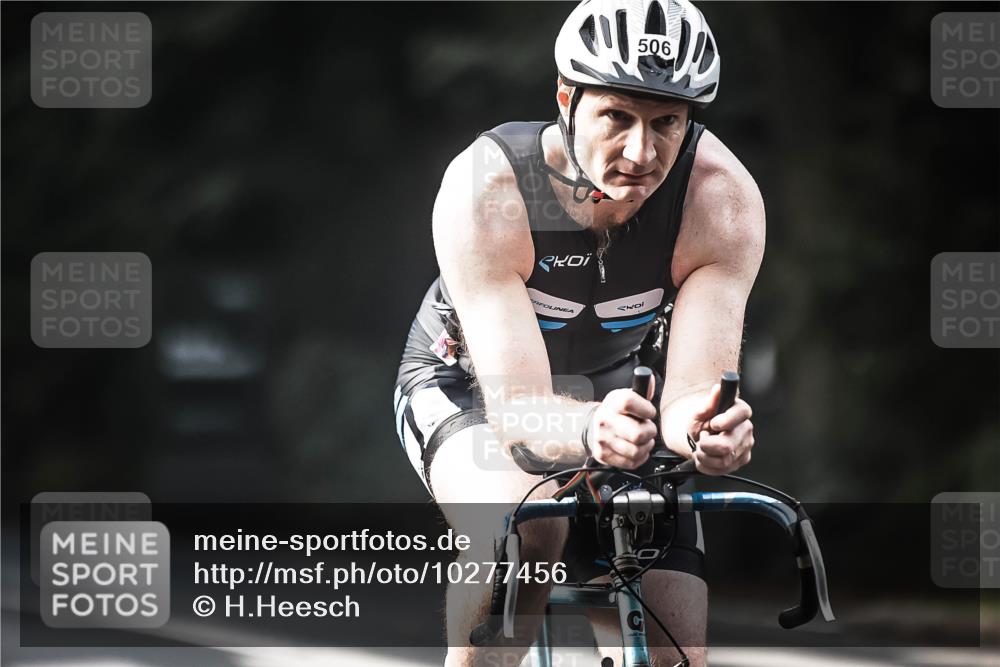 13.09.2026 - Stadtparktriathlon H.Heesch http://msf.ph/oto/10277456 13.09.2026 10:39:34 Radfahren 413, 468, 470, 493, 498, 506, 522 meine-sportfotos.de