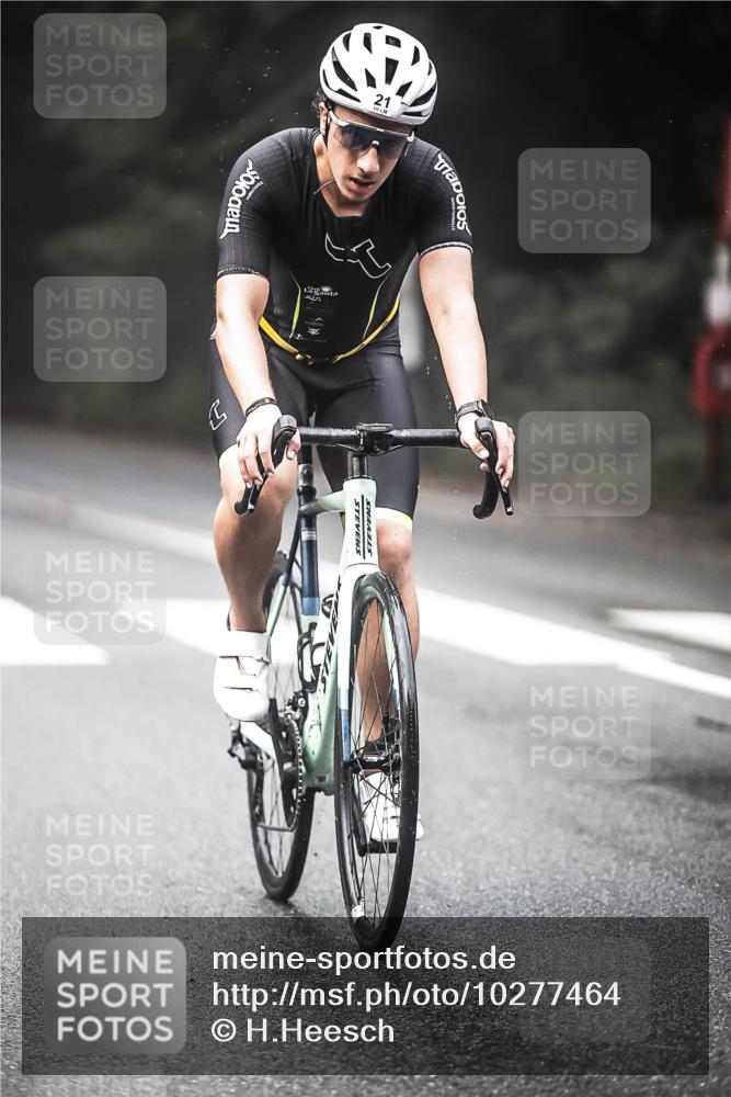 13.09.2026 - Stadtparktriathlon H.Heesch http://msf.ph/oto/10277464 13.09.2026 09:12:25 Radfahren 2, 21, 52, 61, 69, 87, 144, 186 meine-sportfotos.de