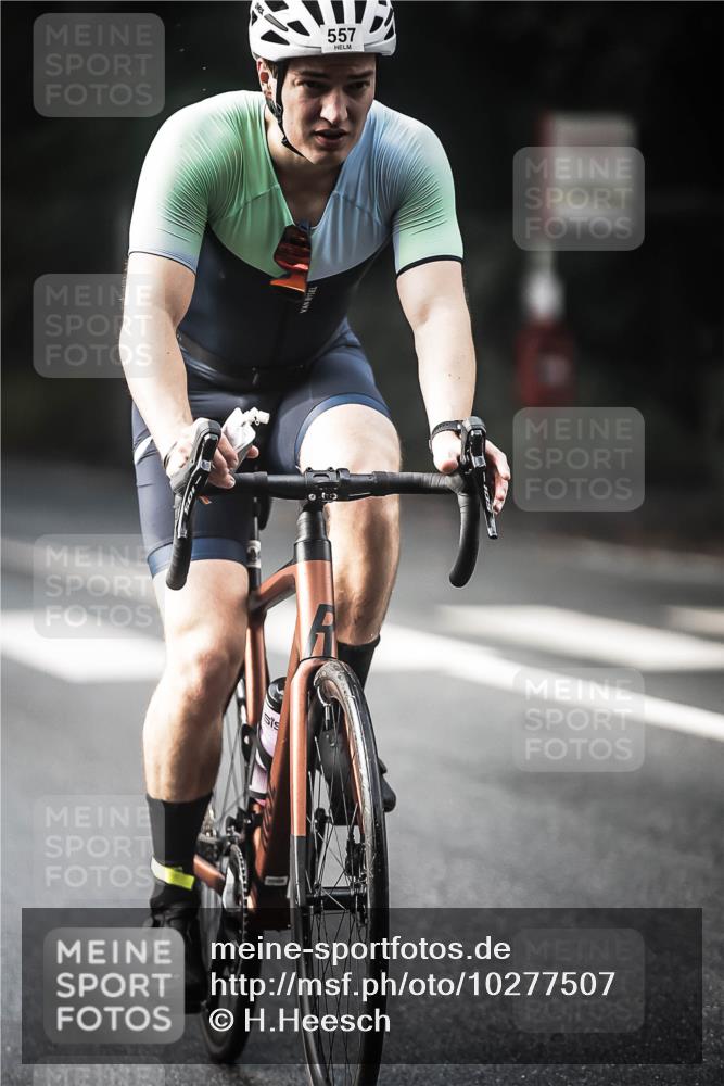 13.09.2026 - Stadtparktriathlon H.Heesch http://msf.ph/oto/10277507 13.09.2026 10:39:43 Radfahren 493, 498, 557, 563 meine-sportfotos.de