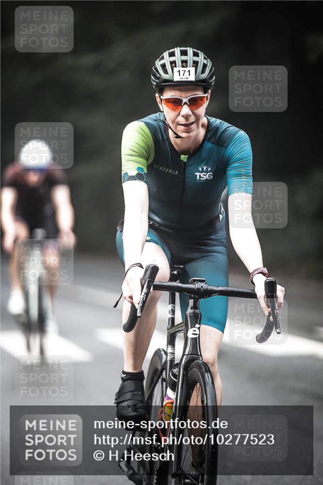 13.09.2026 - Stadtparktriathlon H.Heesch http://msf.ph/oto/10277523 13.09.2026 09:12:55 Radfahren 25, 43, 96, 121, 171, 175 meine-sportfotos.de