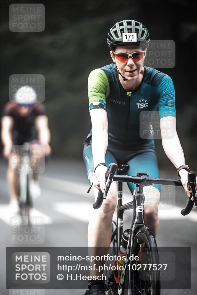 13.09.2026 - Stadtparktriathlon H.Heesch http://msf.ph/oto/10277527 13.09.2026 09:12:55 Radfahren 25, 43, 96, 121, 171, 175 meine-sportfotos.de