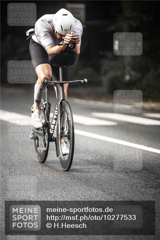 13.09.2026 - Stadtparktriathlon H.Heesch http://msf.ph/oto/10277533 13.09.2026 10:39:47 Radfahren 557, 563 meine-sportfotos.de