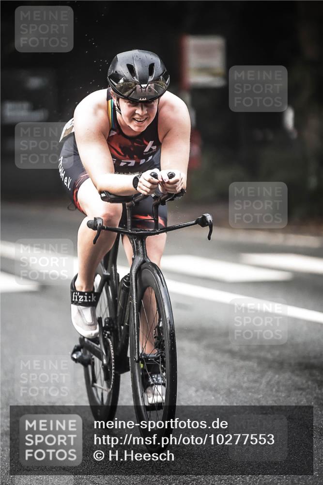 13.09.2026 - Stadtparktriathlon H.Heesch http://msf.ph/oto/10277553 13.09.2026 09:12:59 Radfahren 43, 77, 96, 171, 175 meine-sportfotos.de