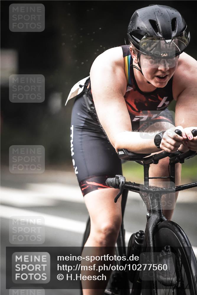 13.09.2026 - Stadtparktriathlon H.Heesch http://msf.ph/oto/10277560 13.09.2026 09:12:59 Radfahren 43, 77, 96, 171, 175 meine-sportfotos.de