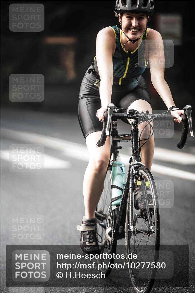 13.09.2026 - Stadtparktriathlon H.Heesch http://msf.ph/oto/10277580 13.09.2026 10:39:56 Radfahren 363, 547 meine-sportfotos.de