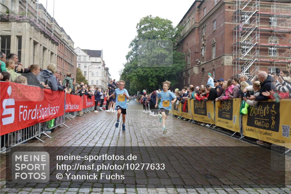 13.09.2026 - Kiel Lauf Yannick Fuchs http://msf.ph/oto/10277633 13.09.2026 08:50:42 Ziel 497, 2125, 2443, 3106, 5792, 7511, 9612, 10987, 1710, 3167, 3487, 8786, 10359, 11542, 496, 2343, 5959, 10957, 1710, 2909, 5168, 5258, 8786 meine-sportfotos.de