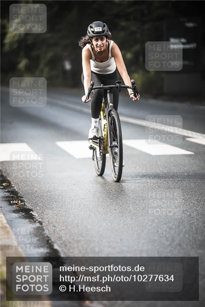 13.09.2026 - Stadtparktriathlon H.Heesch http://msf.ph/oto/10277634 13.09.2026 10:40:14 Radfahren 457, 472, 533, 559 meine-sportfotos.de