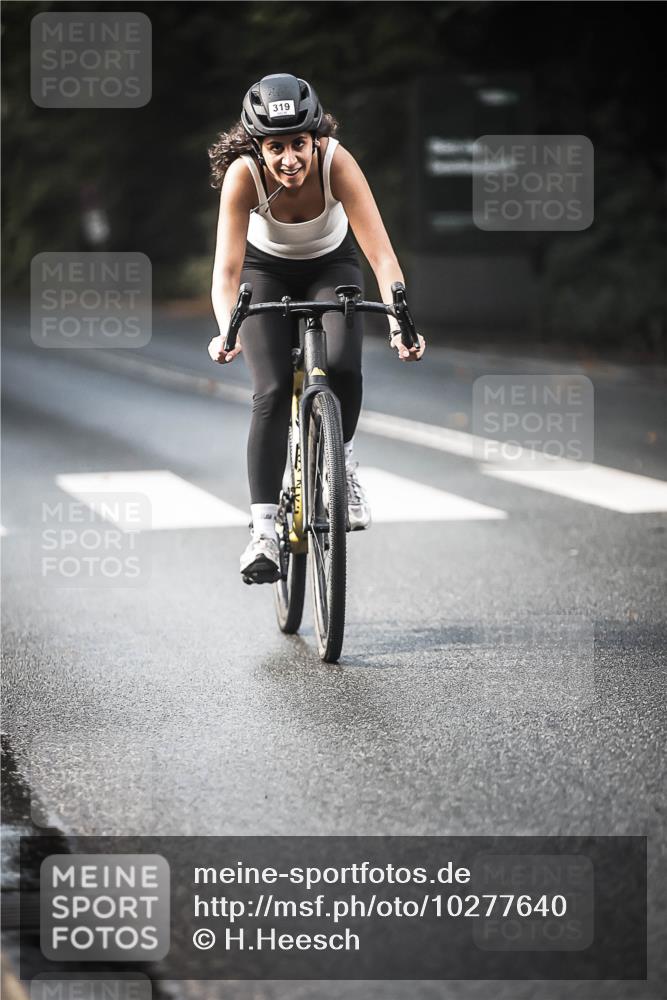 13.09.2026 - Stadtparktriathlon H.Heesch http://msf.ph/oto/10277640 13.09.2026 10:40:14 Radfahren 457, 472, 533, 559 meine-sportfotos.de