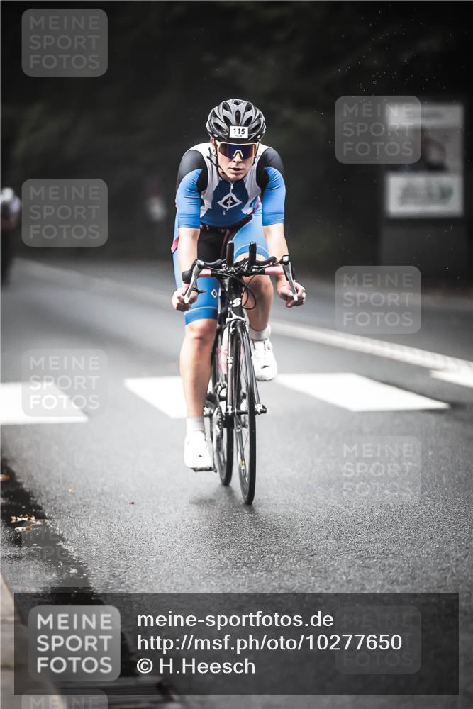 13.09.2026 - Stadtparktriathlon H.Heesch http://msf.ph/oto/10277650 13.09.2026 09:13:19 Radfahren 18, 33, 34, 102, 110, 115, 129, 150 meine-sportfotos.de