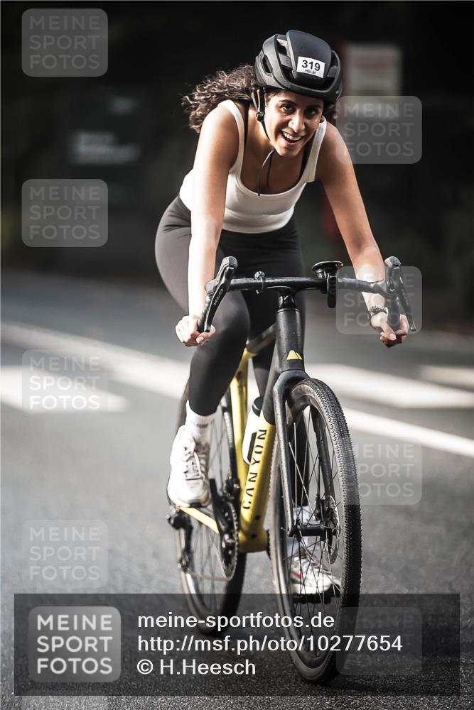 13.09.2026 - Stadtparktriathlon H.Heesch http://msf.ph/oto/10277654 13.09.2026 10:40:14 Radfahren 457, 472, 533, 559 meine-sportfotos.de