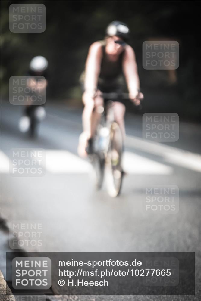 13.09.2026 - Stadtparktriathlon H.Heesch http://msf.ph/oto/10277665 13.09.2026 10:40:20 Radfahren 457, 502 meine-sportfotos.de