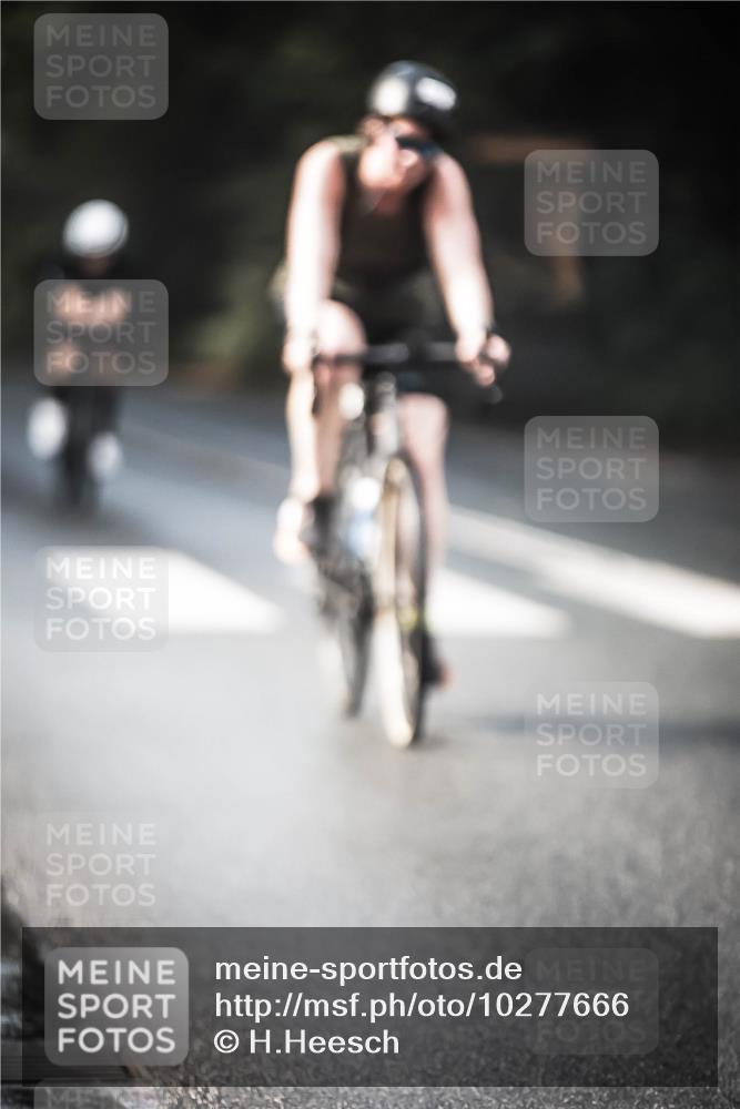 13.09.2026 - Stadtparktriathlon H.Heesch http://msf.ph/oto/10277666 13.09.2026 10:40:20 Radfahren 457, 502 meine-sportfotos.de