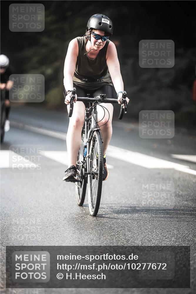 13.09.2026 - Stadtparktriathlon H.Heesch http://msf.ph/oto/10277672 13.09.2026 10:40:20 Radfahren 457, 502 meine-sportfotos.de