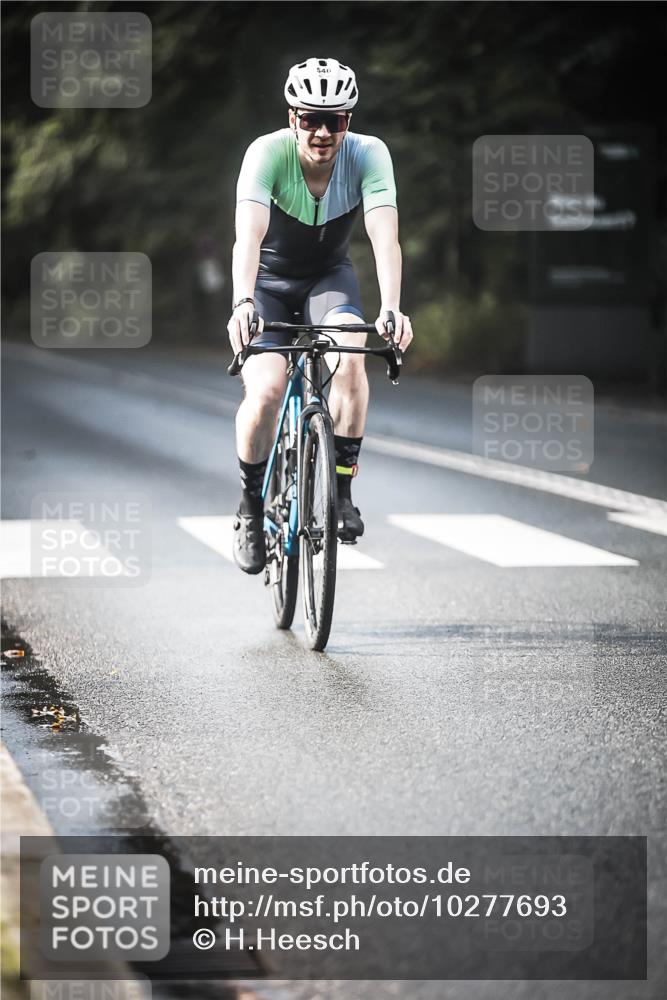 13.09.2026 - Stadtparktriathlon H.Heesch http://msf.ph/oto/10277693 13.09.2026 10:40:28 Radfahren 404, 512, 546 meine-sportfotos.de